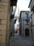 strada-centrostoric-sfondo-campanile